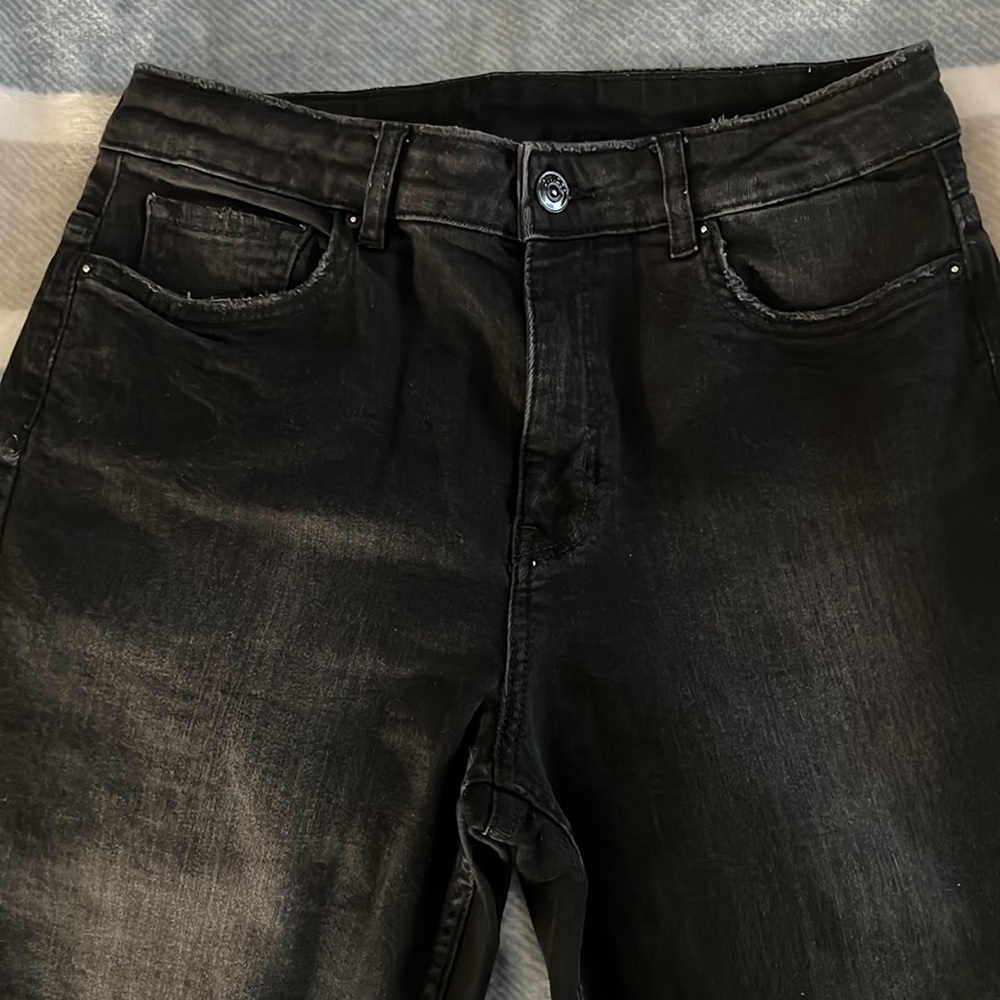 H&M high-rise black jeans - Picture 6 of 10
